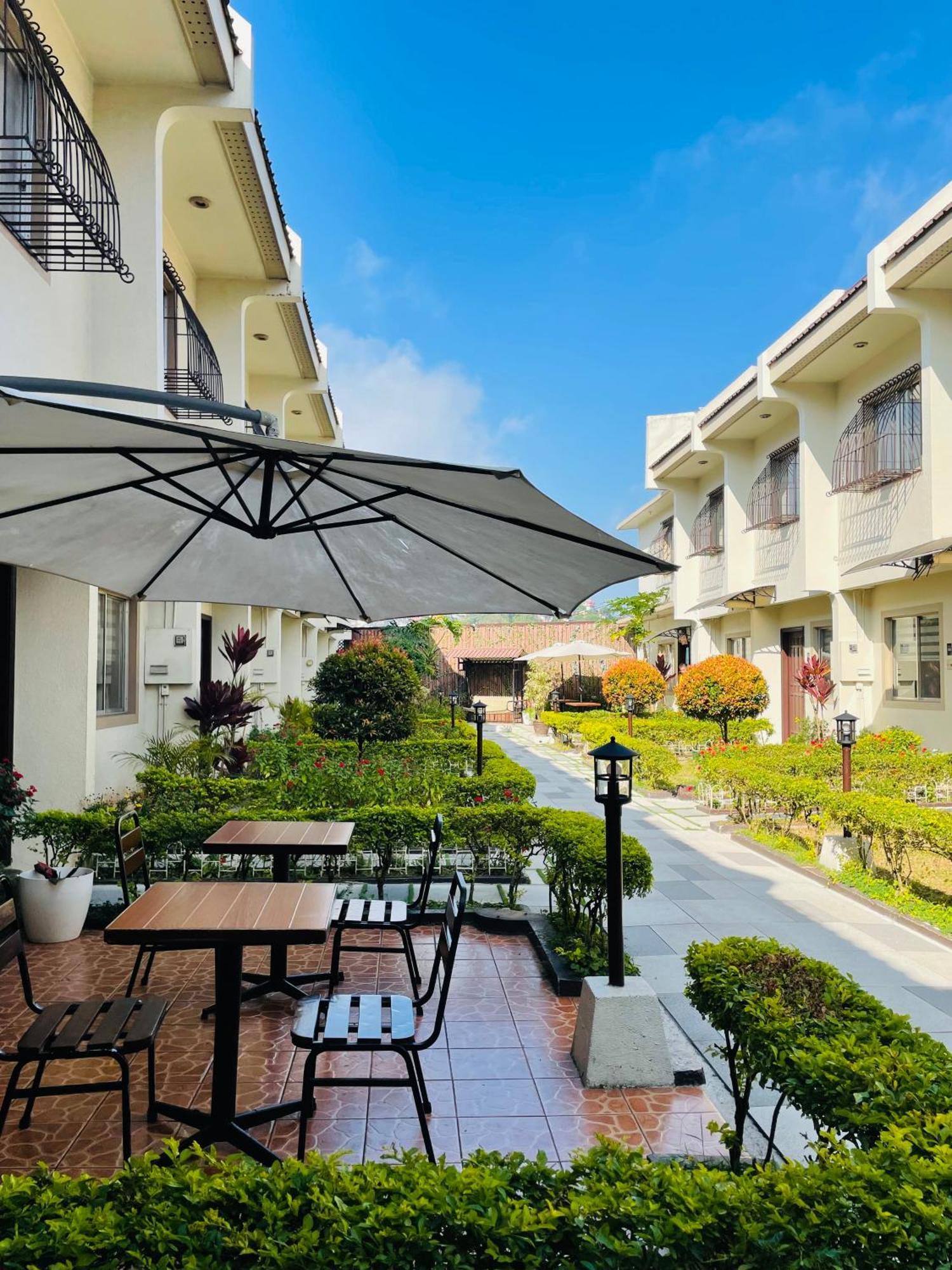 באגויו Baguio Holiday Villas מראה חיצוני תמונה