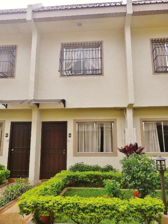 באגויו Baguio Holiday Villas מראה חיצוני תמונה