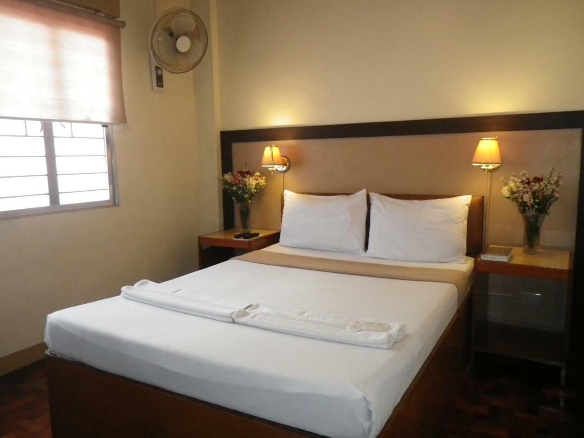 באגויו Baguio Holiday Villas מראה חיצוני תמונה